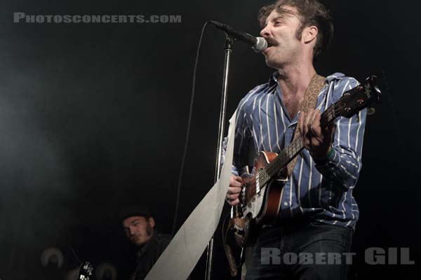 BLACK LIPS - 2017-08-19 - SAINT MALO - Fort de St Pere - Scene des Remparts - Jared Swilley - Daniel Rajan Billingsley